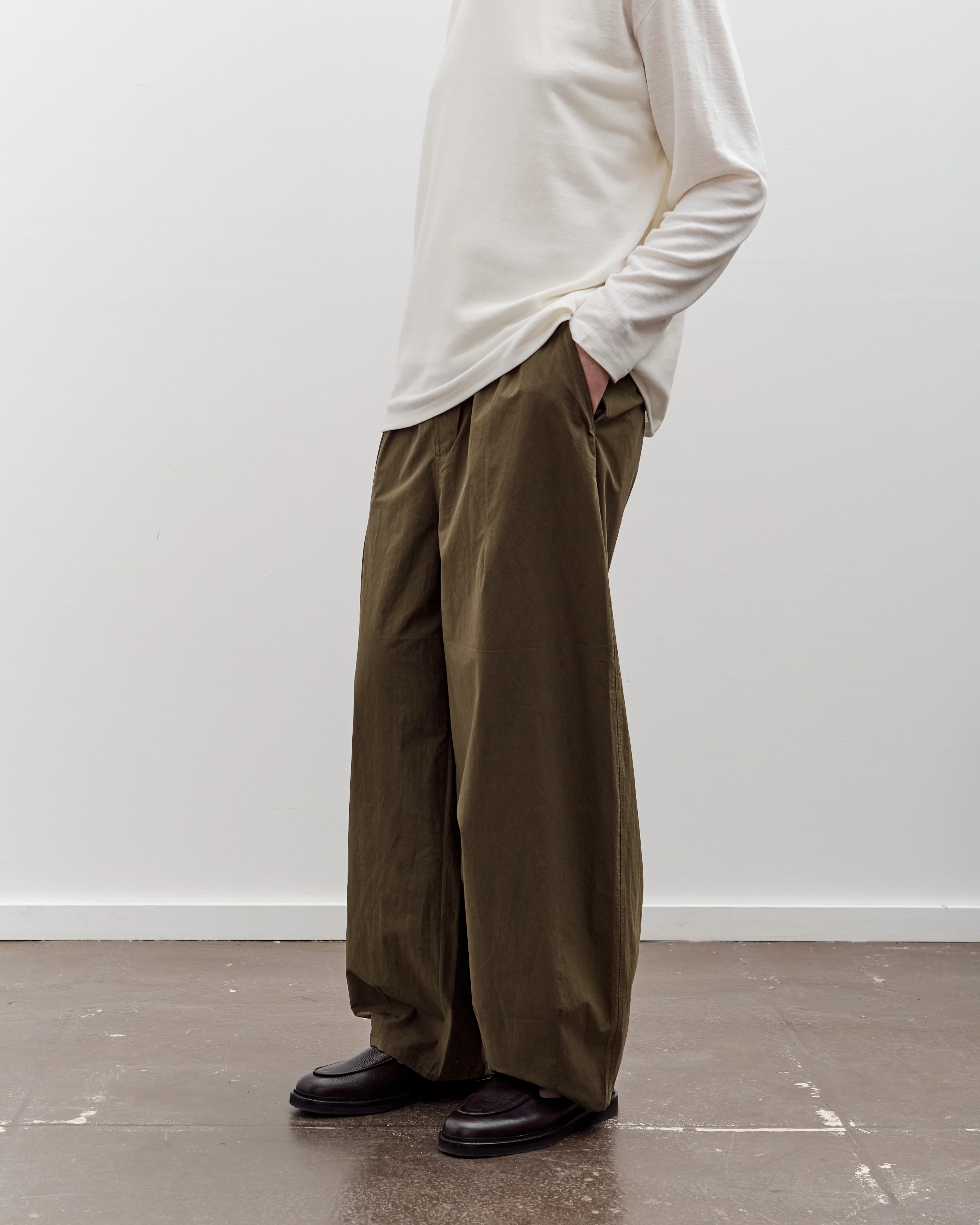 7115 by Szeki Papery Lantern Trouser, Olive - Image 4