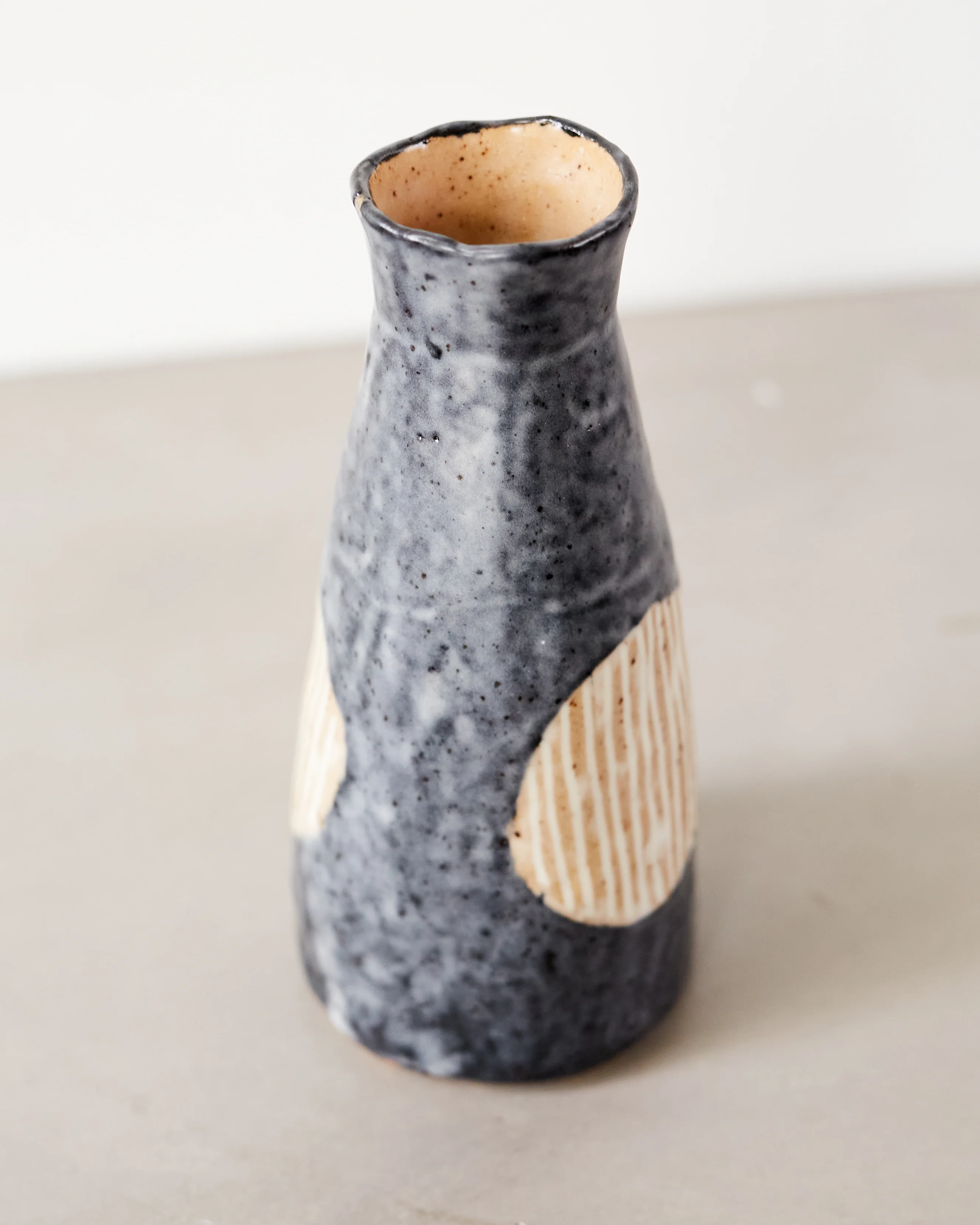 Ayame Bullock Indigo Moon, Sake Tokkuri - Image 4