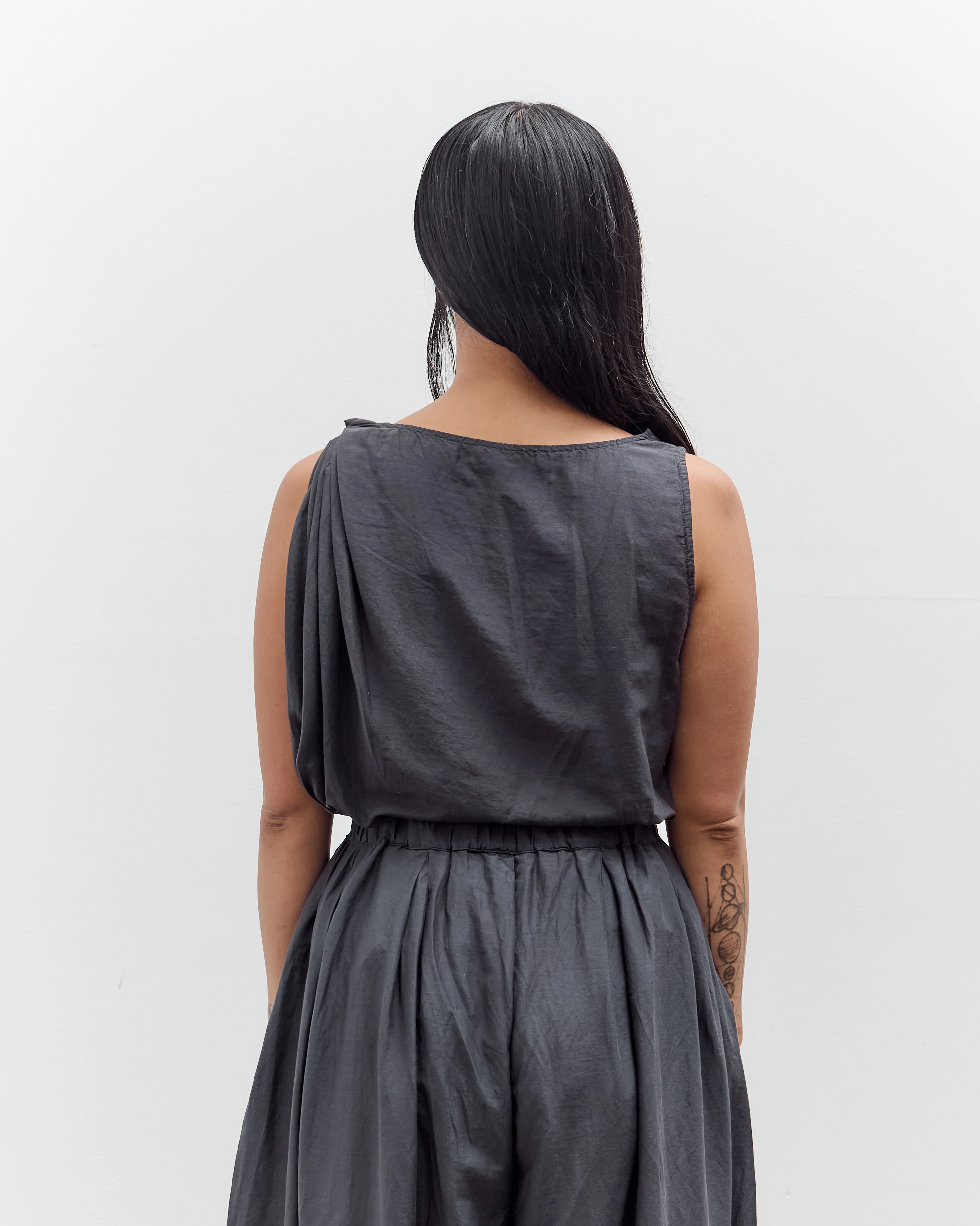 Black Crane Twisted Tank Top, Faded Black - Image 6