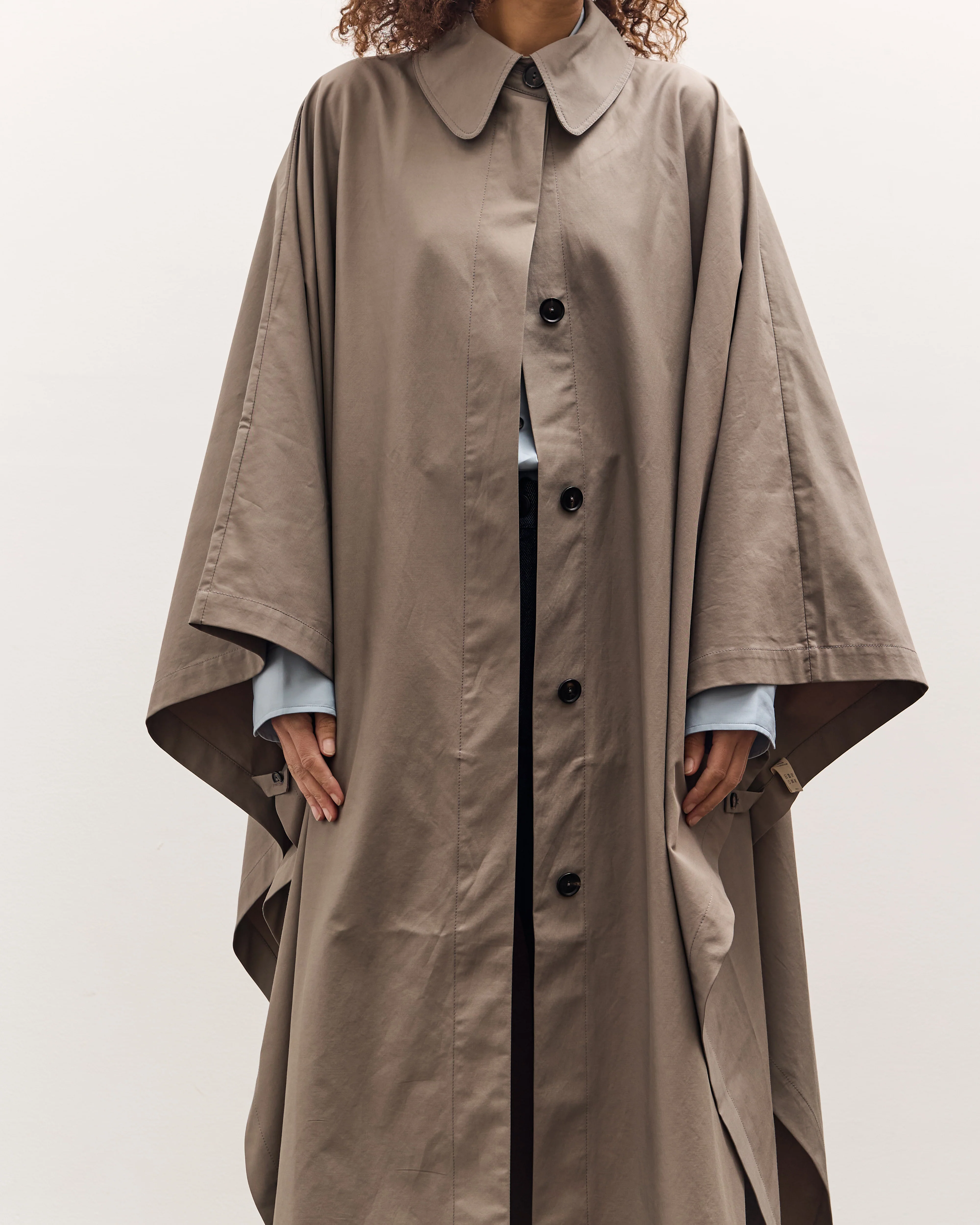 Cordera Cape, Cobblestone - Image 4
