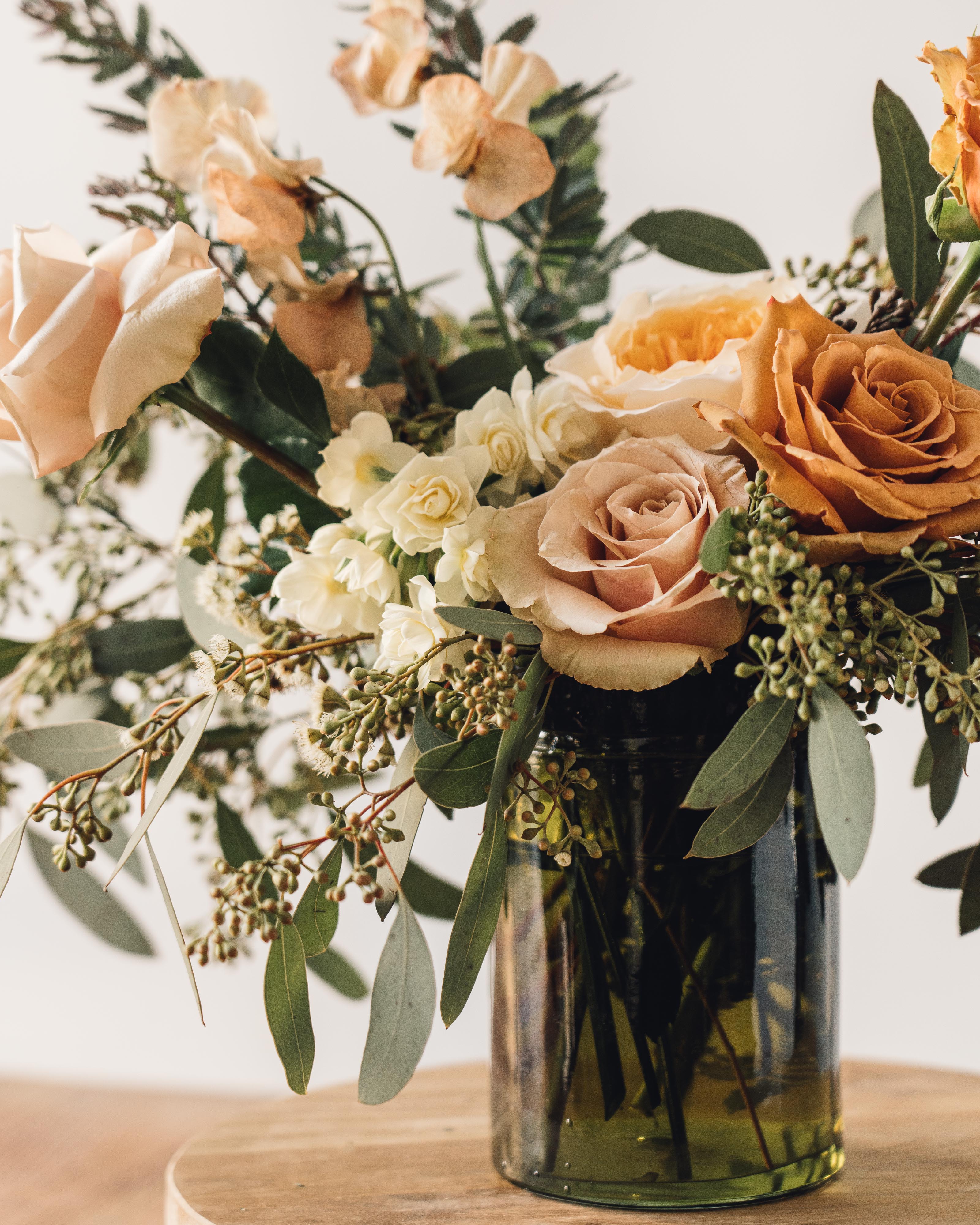 Dune Floral Arrangement - Image 3