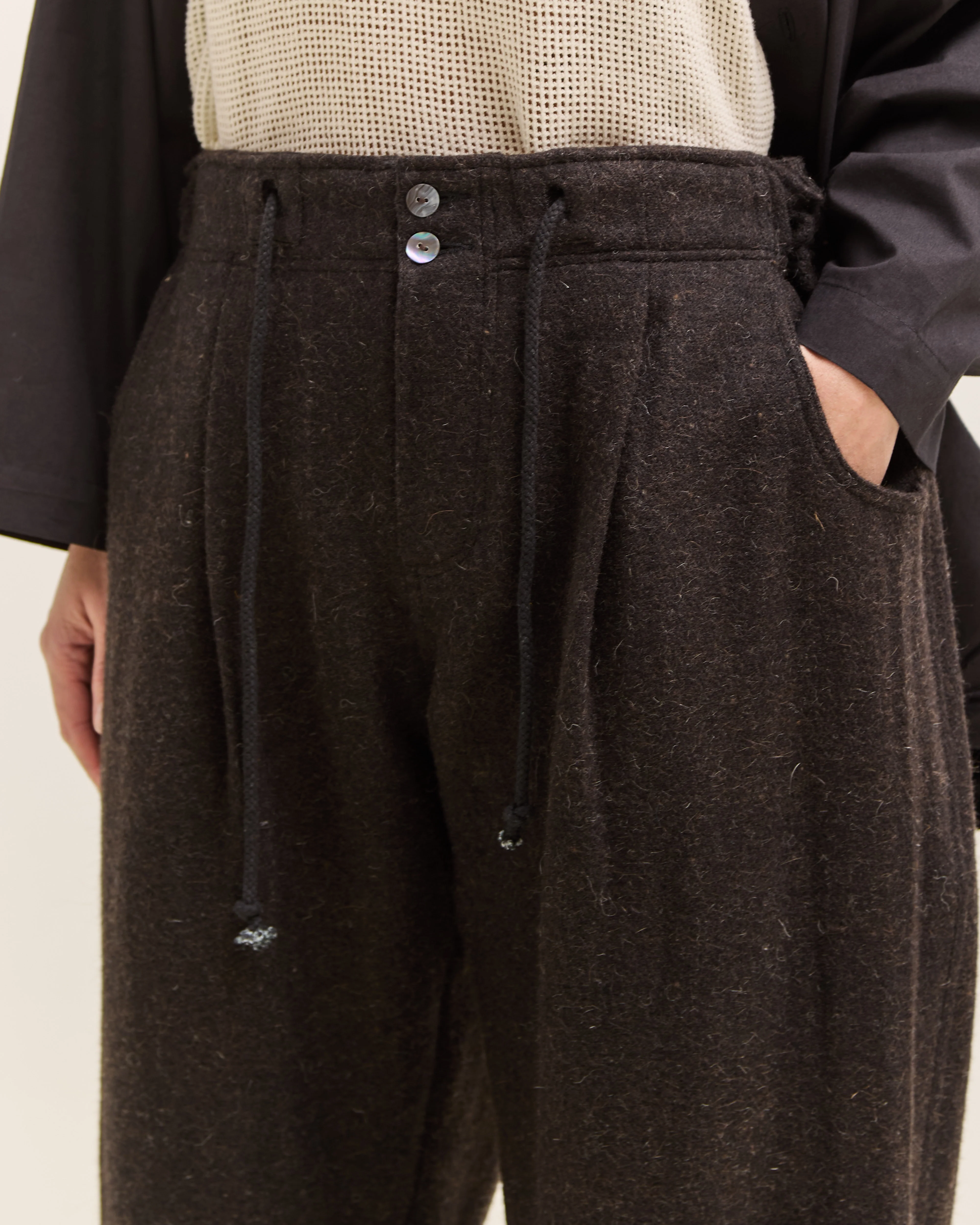 Gathering Farmer Pant, Black Brown - Image 2