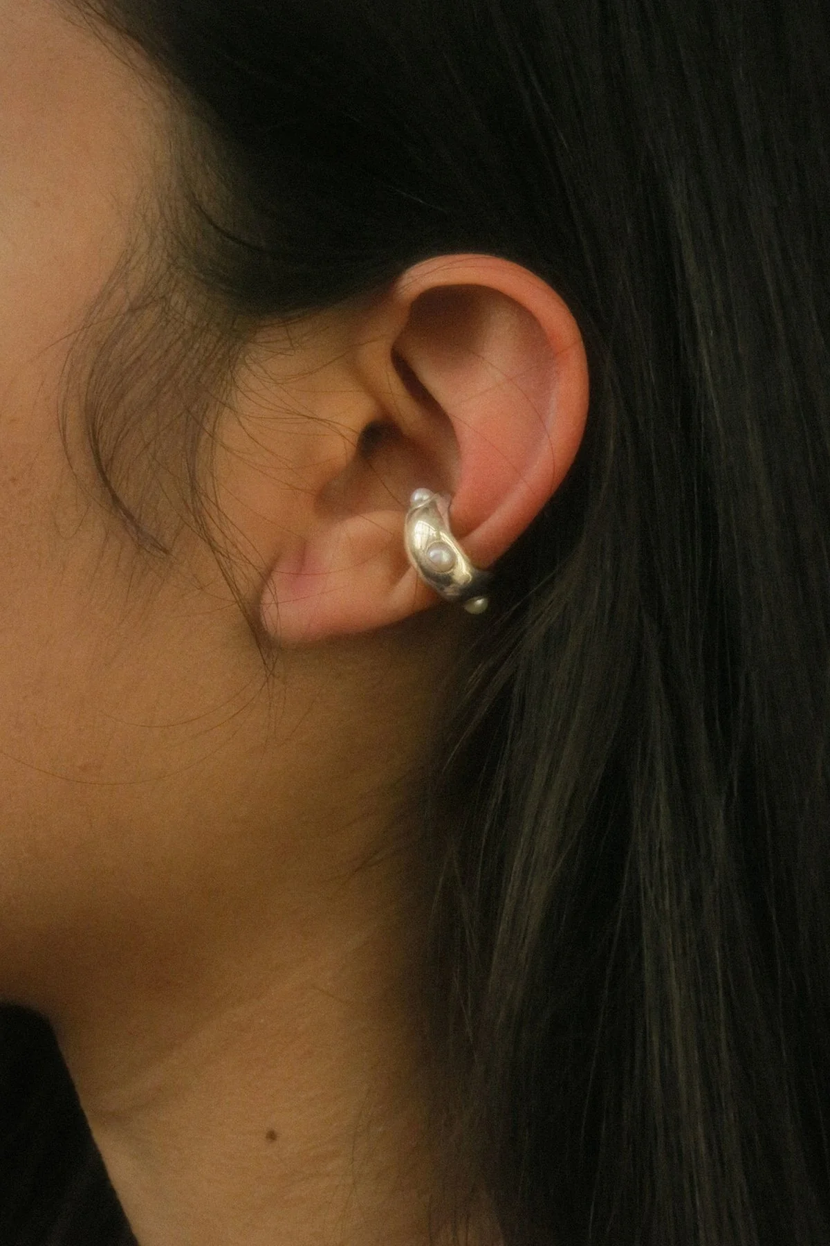 Hernan Herdez Perlitas Ear Cuff - Image 4