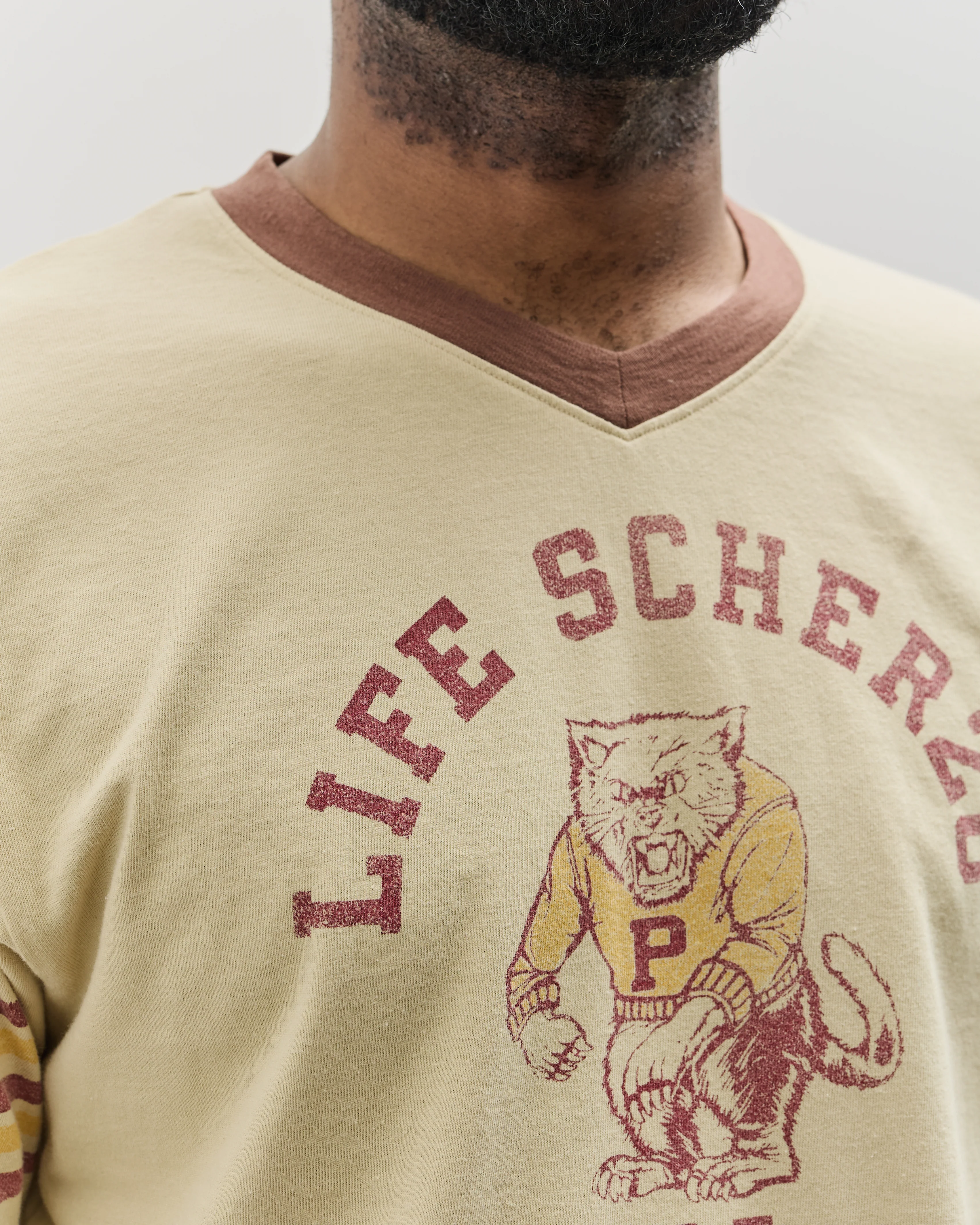 Kapital Unisex 20/-Jersey V-Neck RINGER-T (College CAPITAL), Beige - Image 7