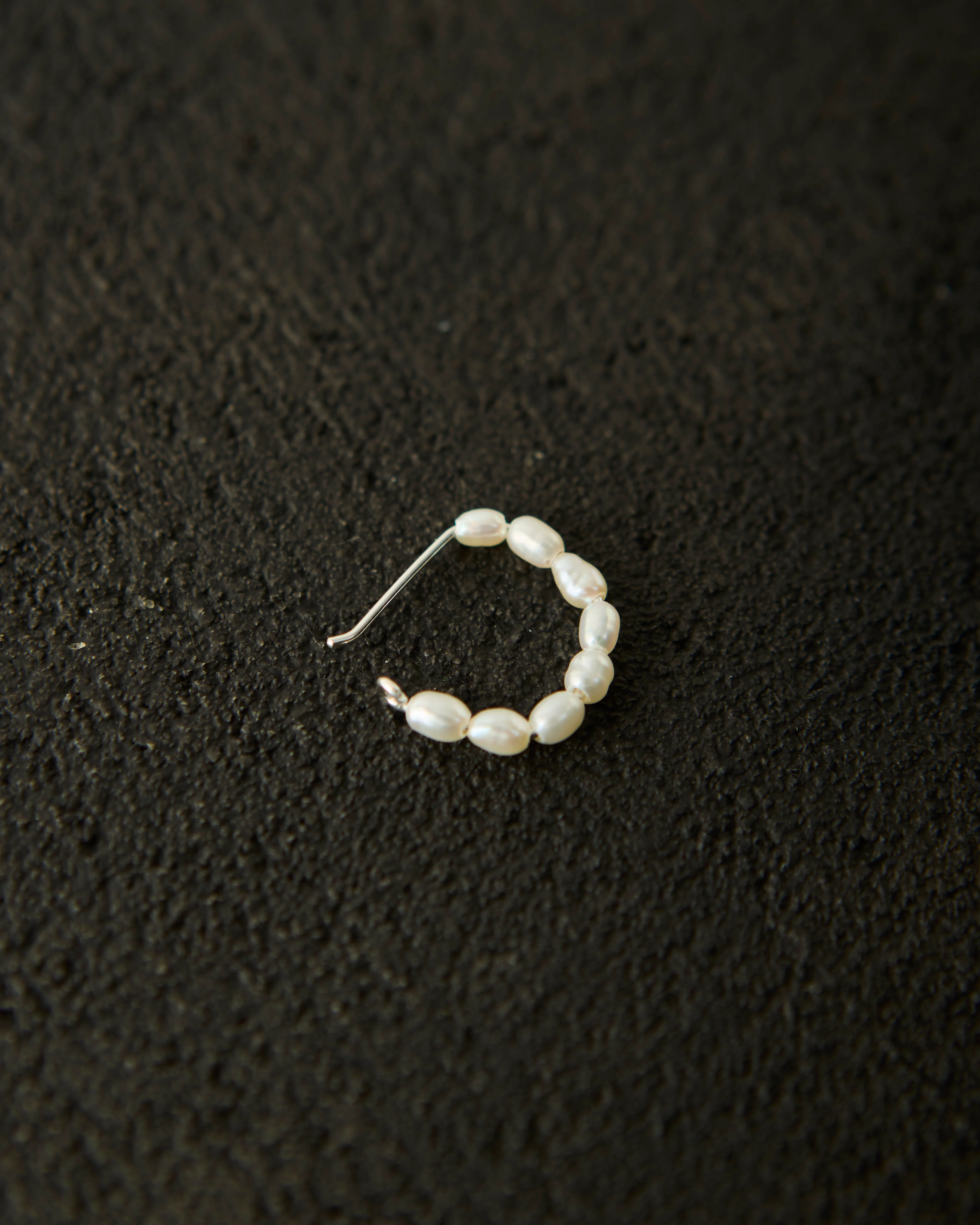 Kara Yoo Baby Rosa Hoops - Image 2