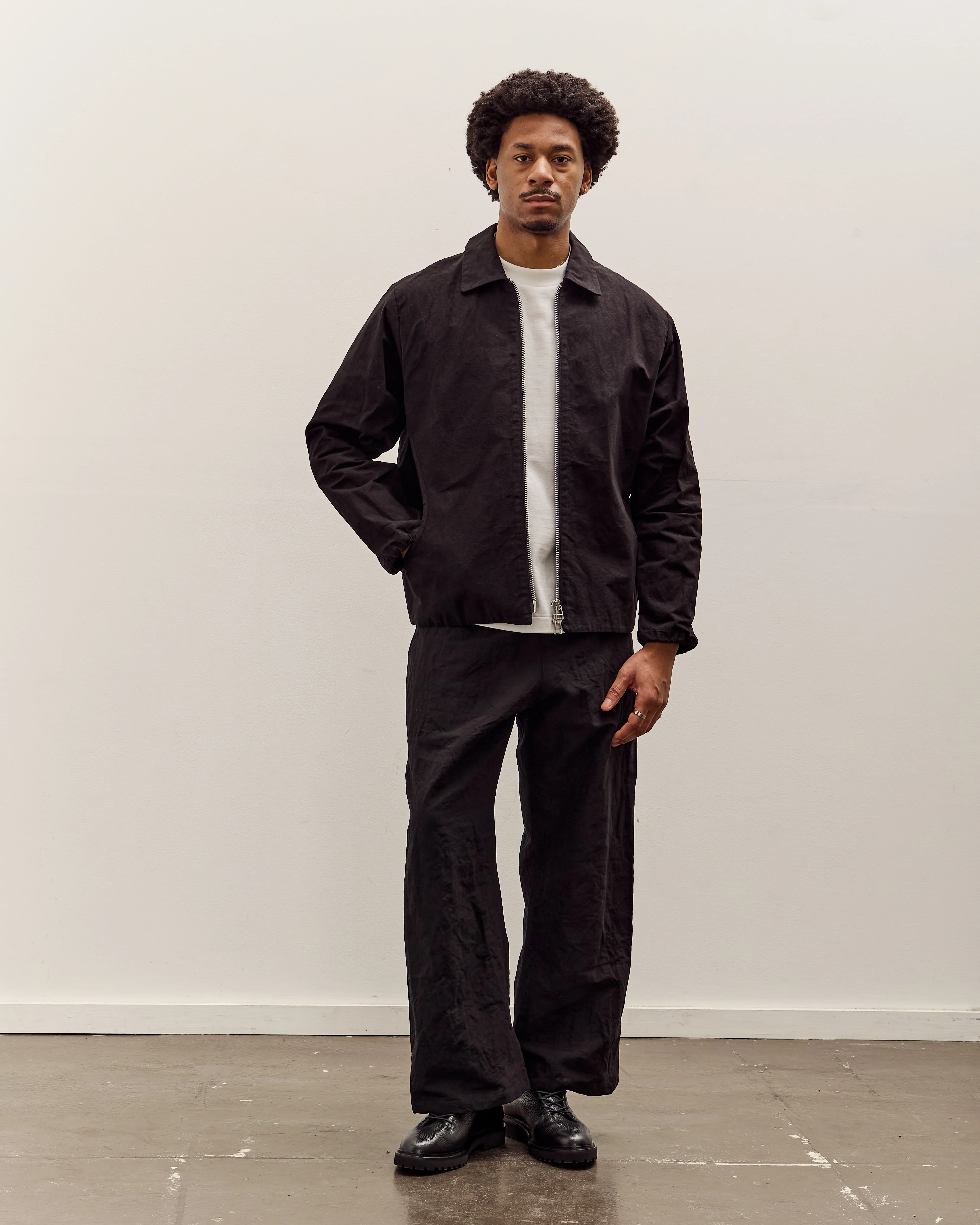 MAN-TLE R0S3 Scoop Shirt, Black Wax - Image 3