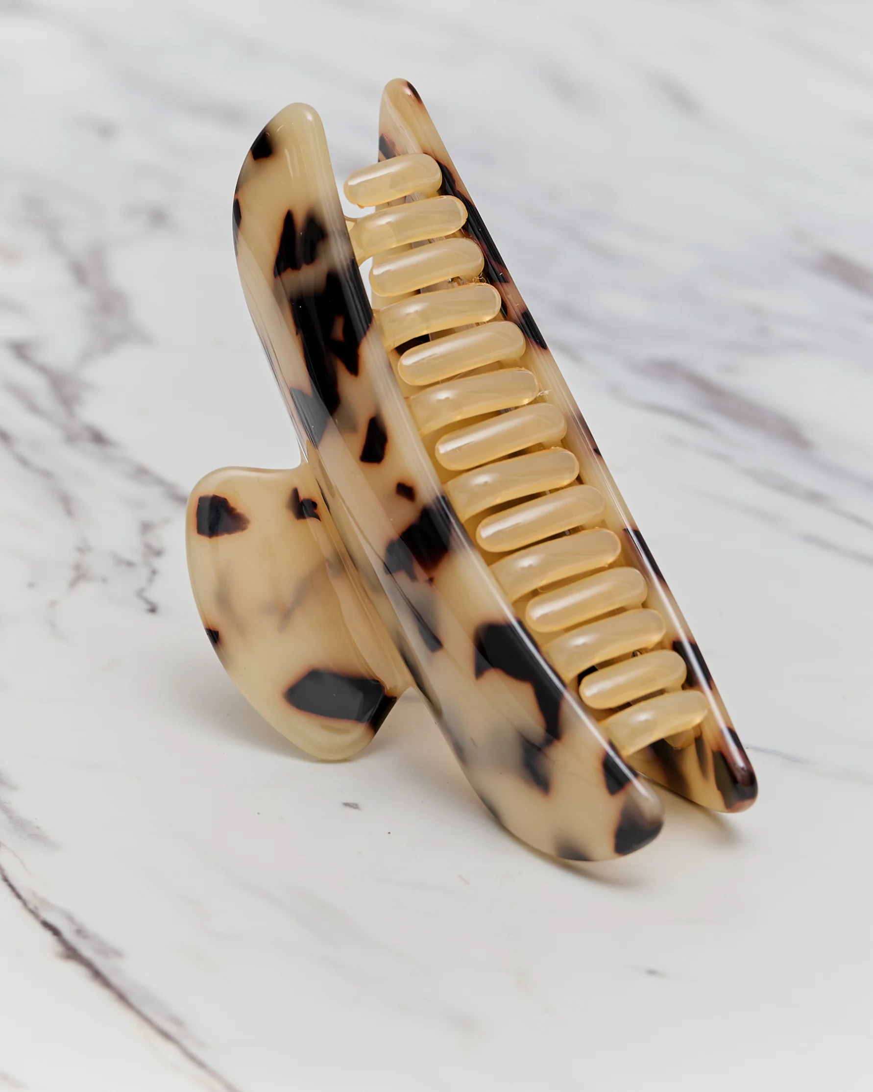 Machete Midi Heirloom Claw, Blonde Tortoise - Image 2